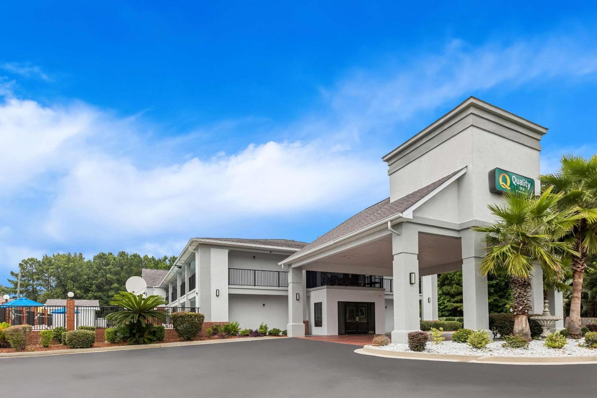 Inn Quality Savannah North Port Wentworth