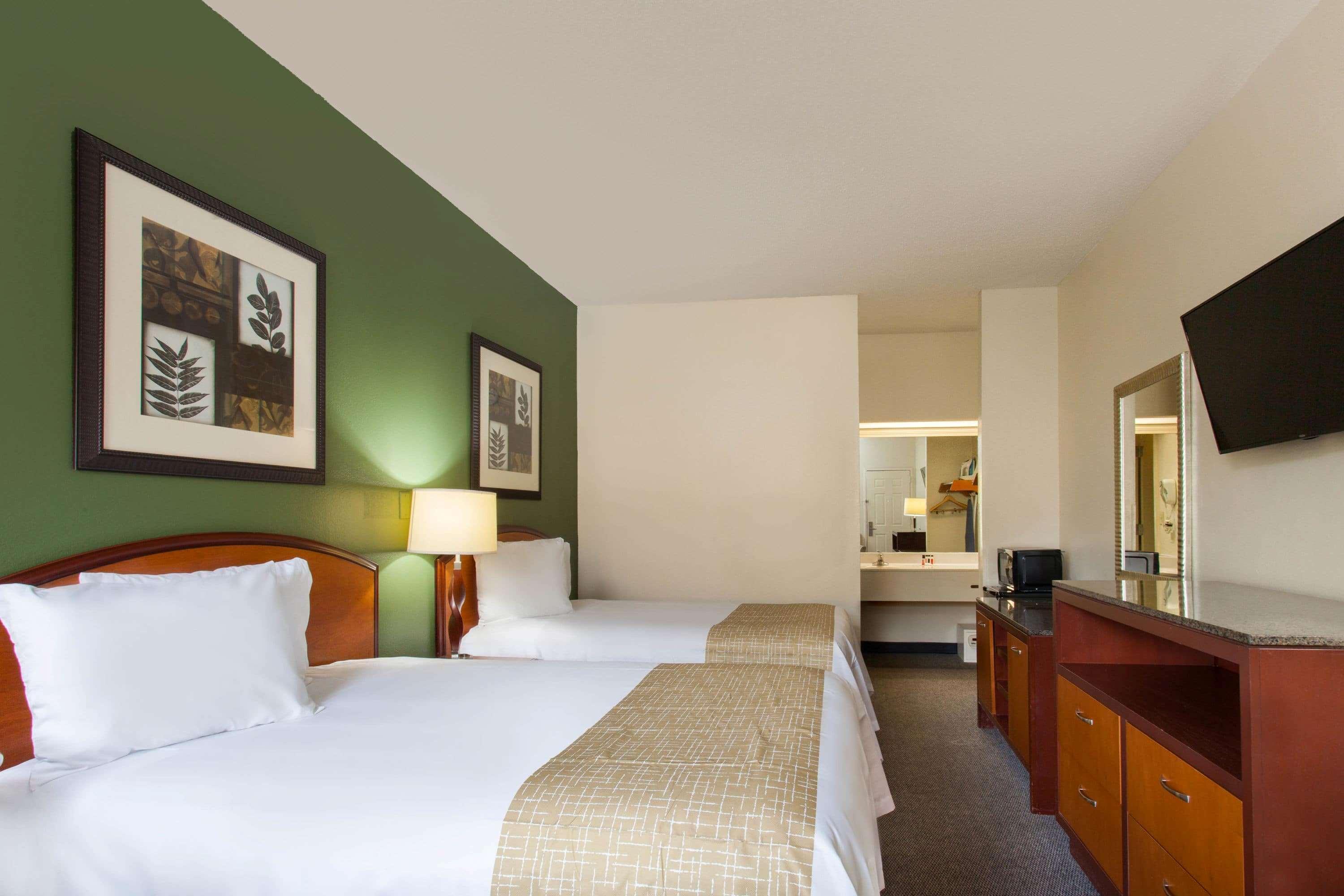 Quality Savannah North Inn 2*